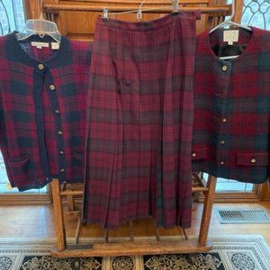 Gorgeous 3-Piece Plaid Wool Set